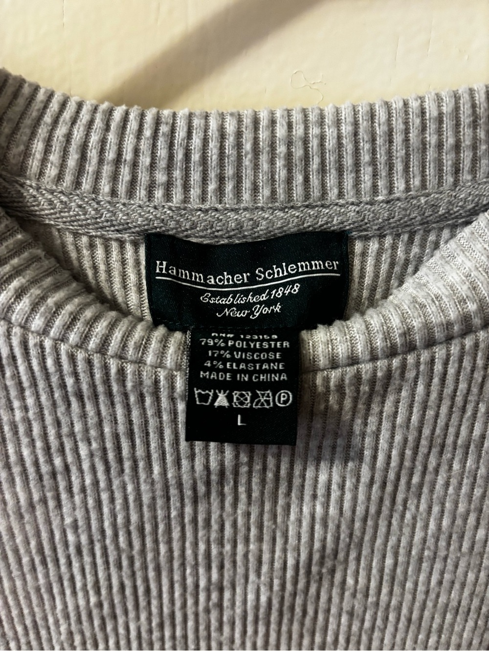 Hammacher Schlemmer Men's Light Gray Crewneck Ribbed Sweater large - Picture 4 of 10